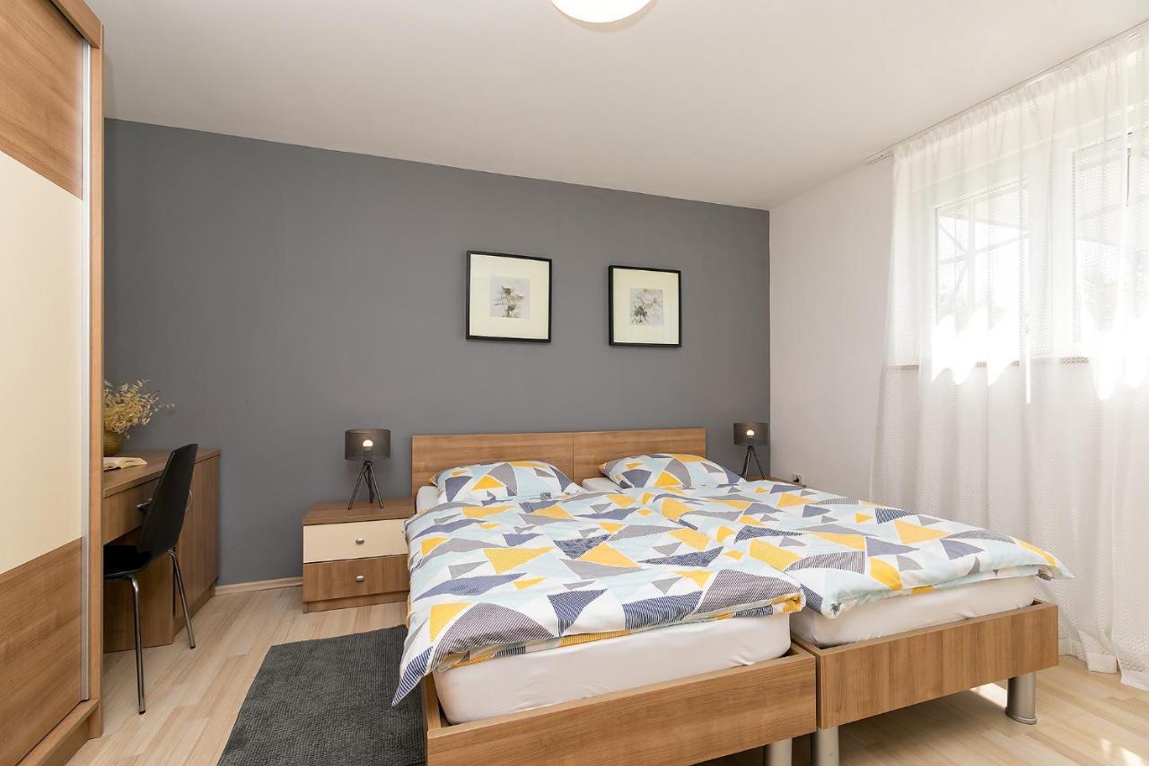 Apartments Dama Porec Luaran gambar