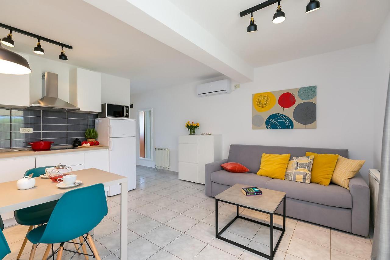 Apartments Dama Porec Luaran gambar