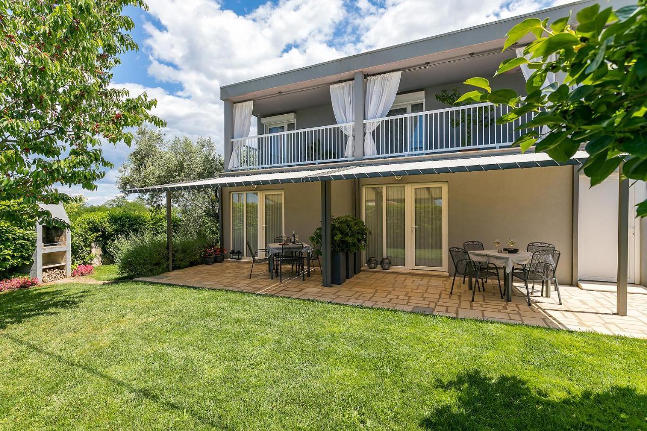 Apartments Dama Porec Luaran gambar