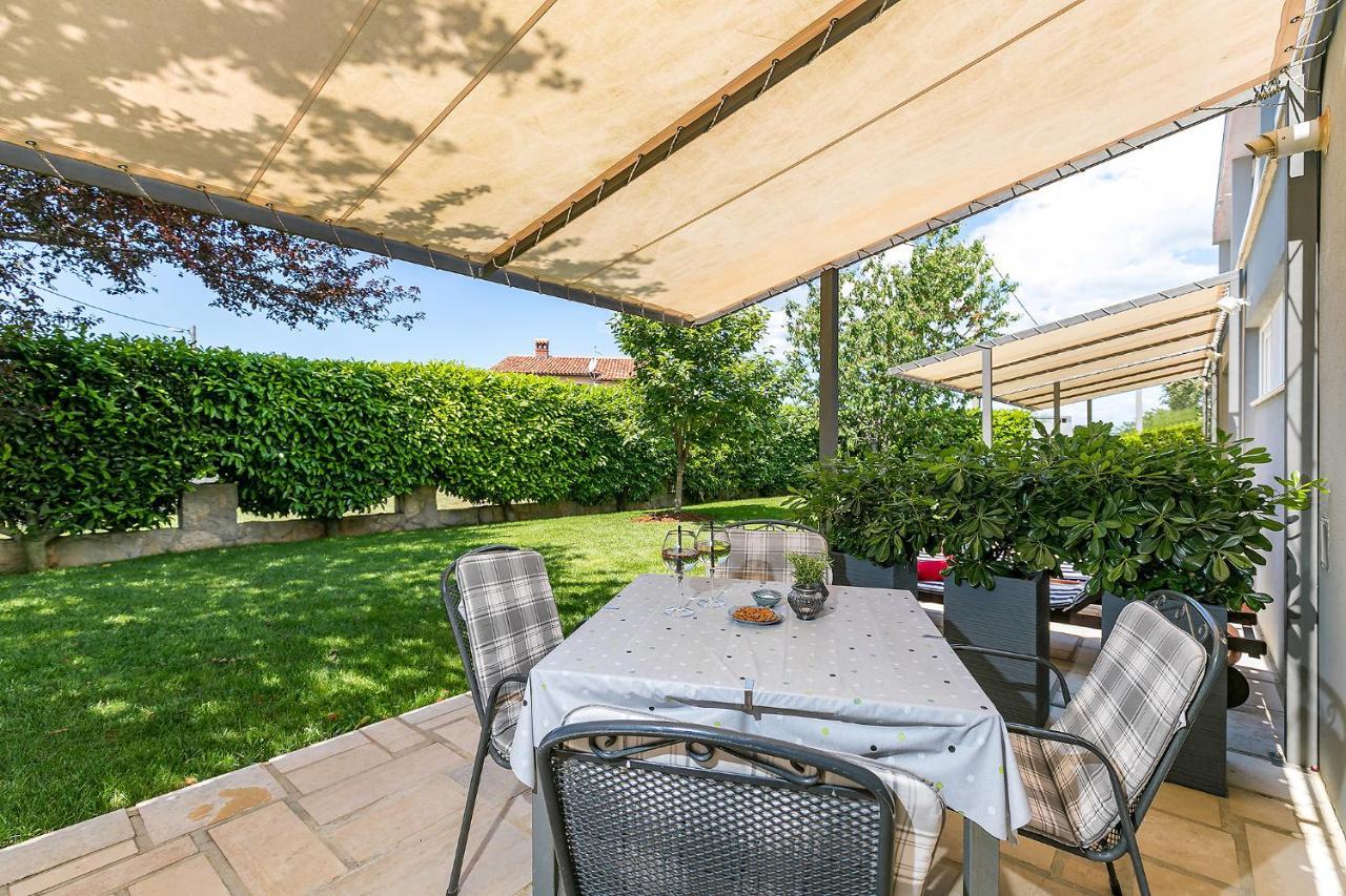 Apartments Dama Porec Luaran gambar